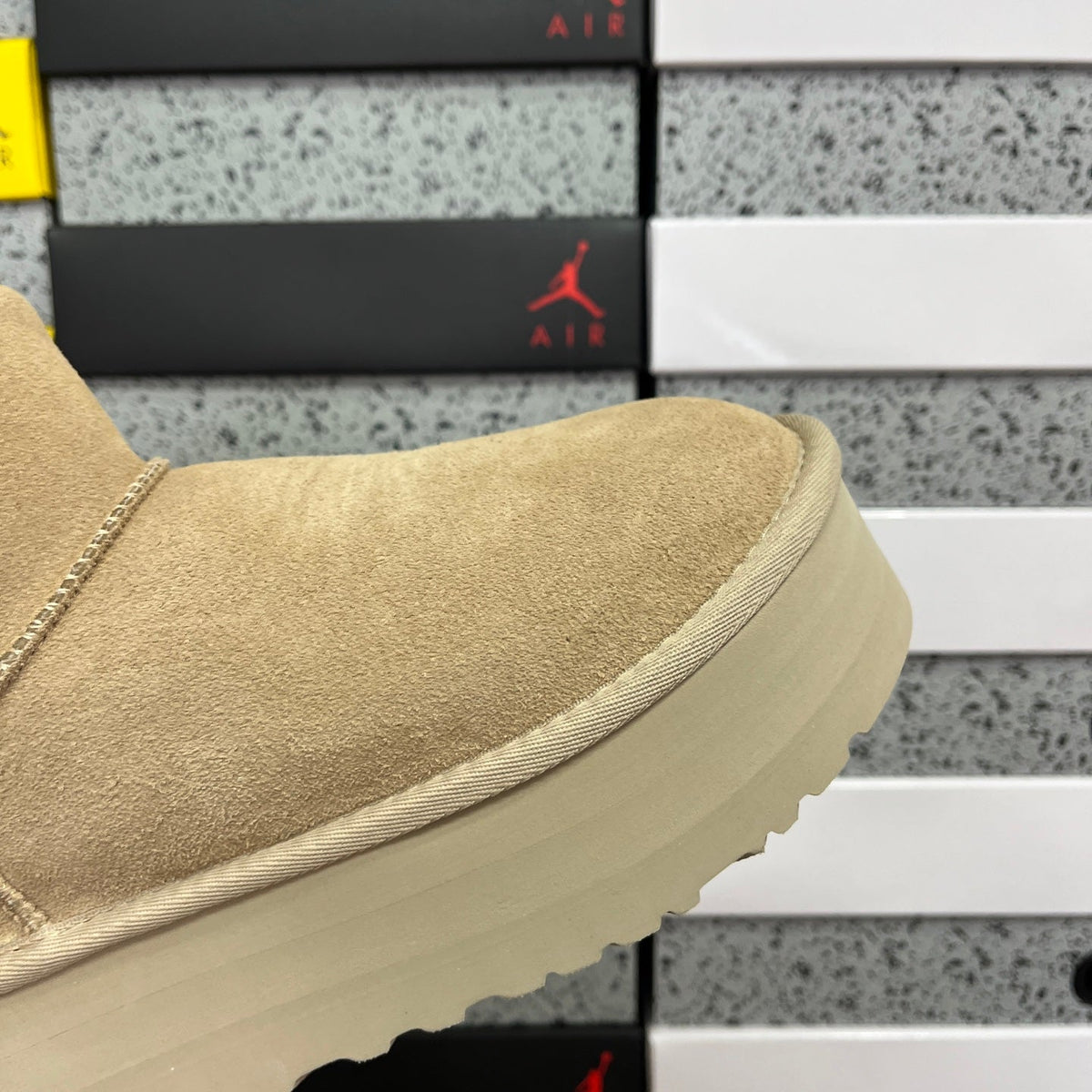 UGG Kallen Platform Ankle Boot – Suede Boot with Shearling Lining, Cord Lace Detail & Chunky Platform Sole in Mustard Seed