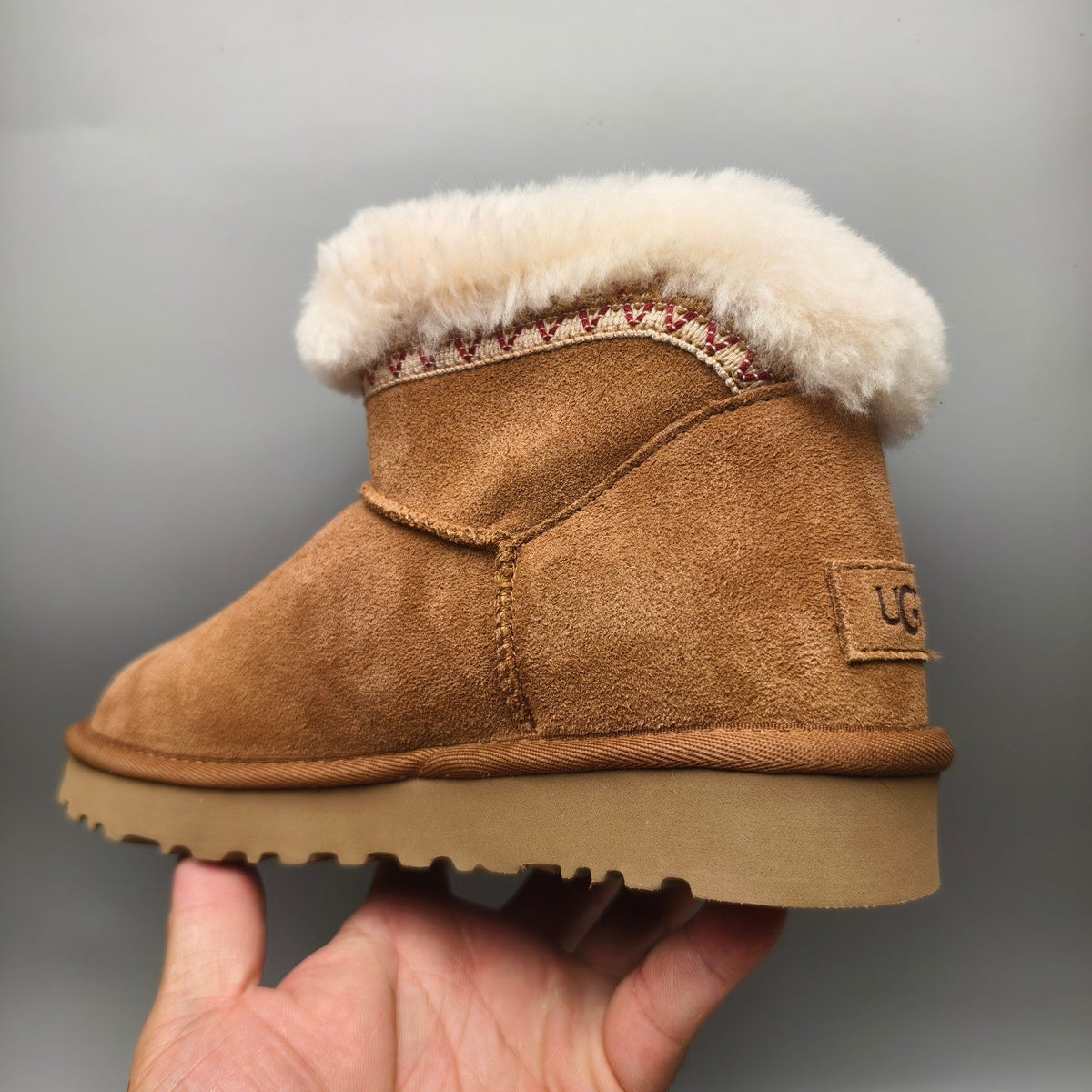 Chestnut Ethnic Style Low-Top Casual Sneakers — New Arrival | In Stock
