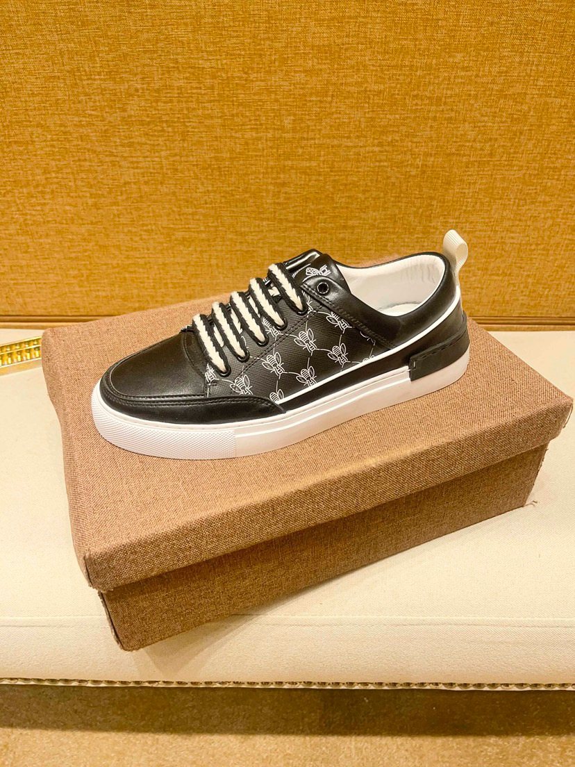 Black and Gray Patterned Low-Top Sneakers