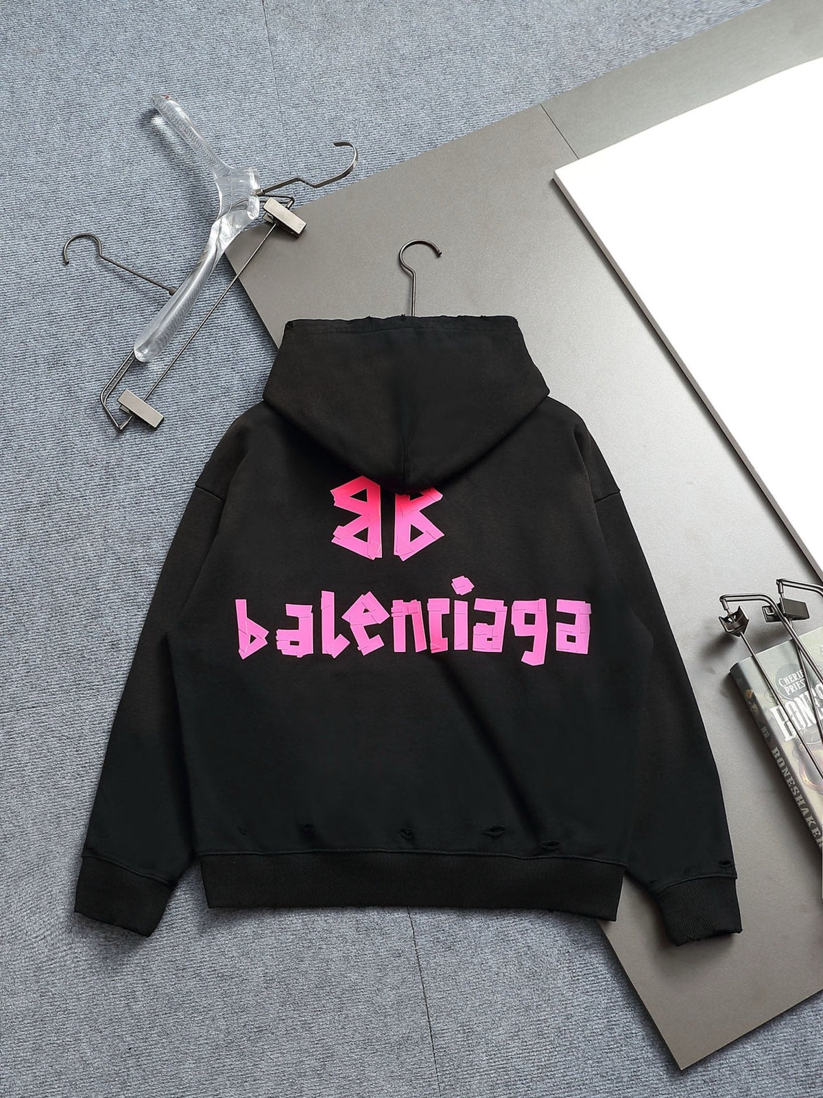 Classic Fit Hoodie-1005